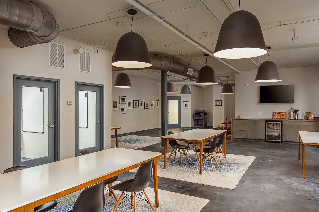 Glass Building Gallery 5